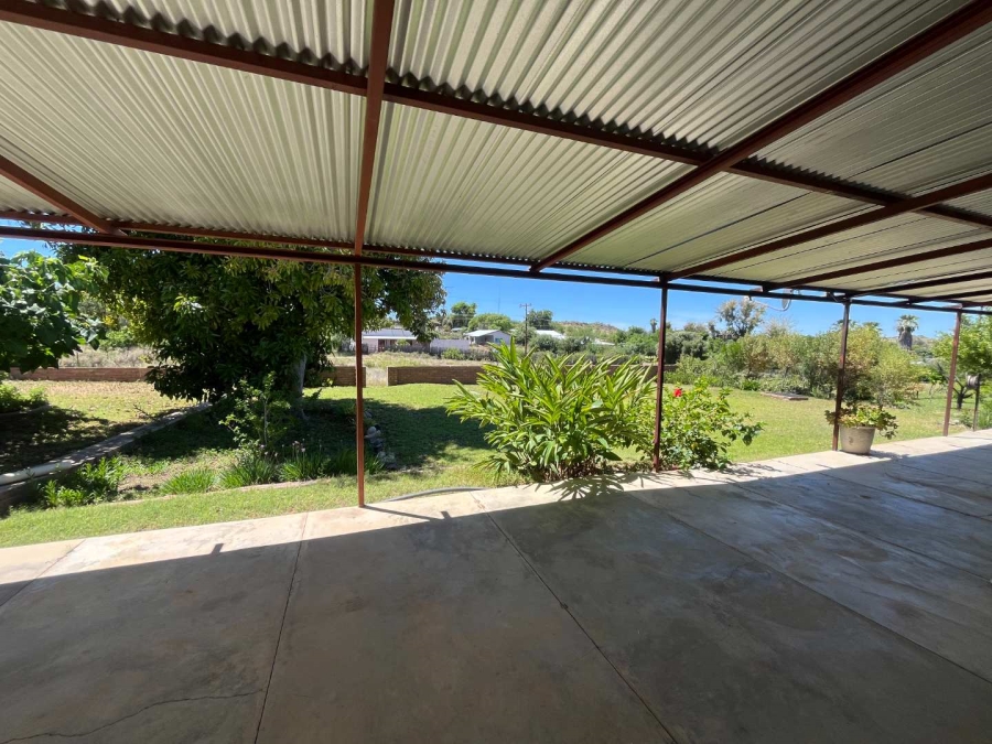 4 Bedroom Property for Sale in Olyfvenhoudtsdrift Northern Cape